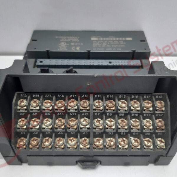 GE FANUC IC200CHS001J I-O CARRIER BARRIER STYLE