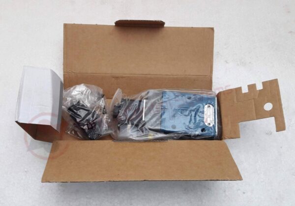 REXROTH 372352220 PNEUMATIC VALVE