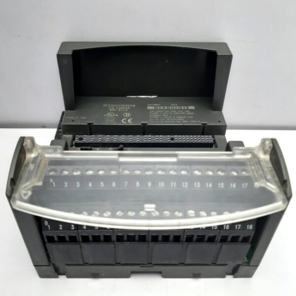 GE FANUC IC200CHS002B I/O CARRIER BOX STYLE