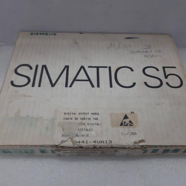SIEMENS SIMATIC S5 6ES5 441-4UA13 OUTPUT MODULE