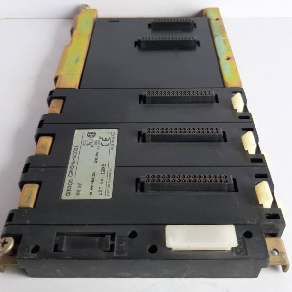 Omron C200HW-BC031 Base Unit