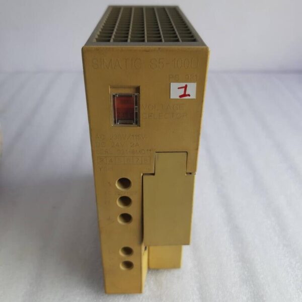 Siemens SIMATIC S5-100U PS 931 6ES5 931-8MD11 Power